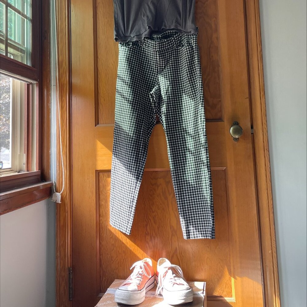 Pixie-cut, houndstooth pants - BOGO offer - Picture 2 of 5